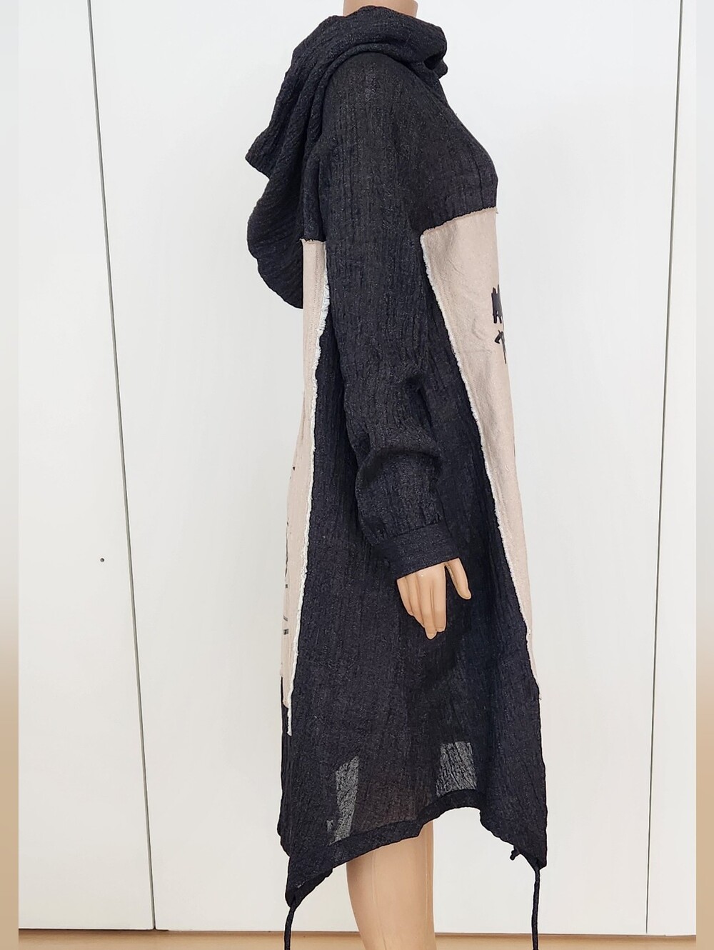 Heather Black Hooded Gauze Dress With Printed Panels - Picture 8 of 12